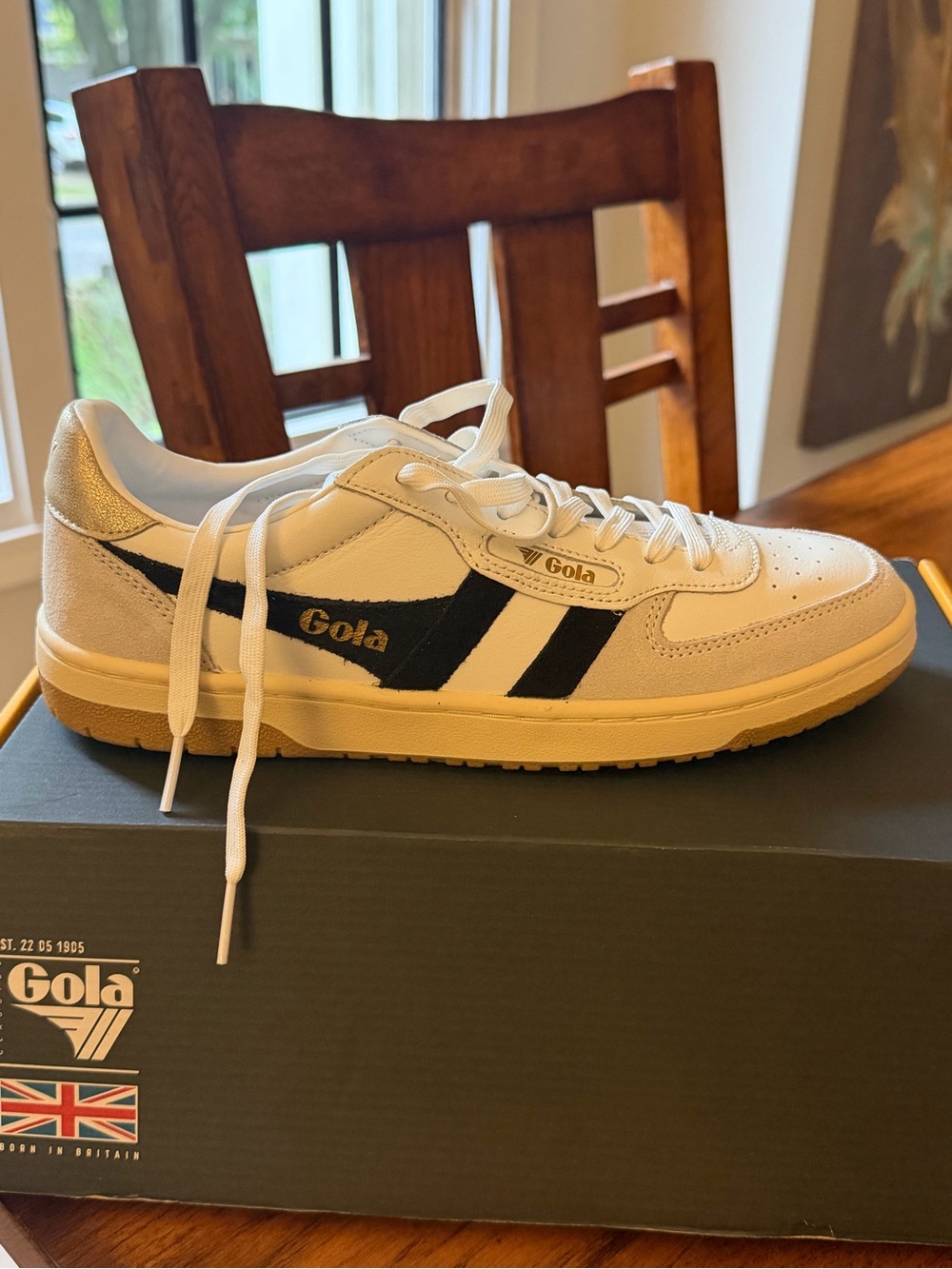 Gola Women’s White, Black and Gum Retro Trainer